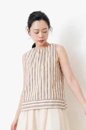 Bean red linen vest w/ gather collar