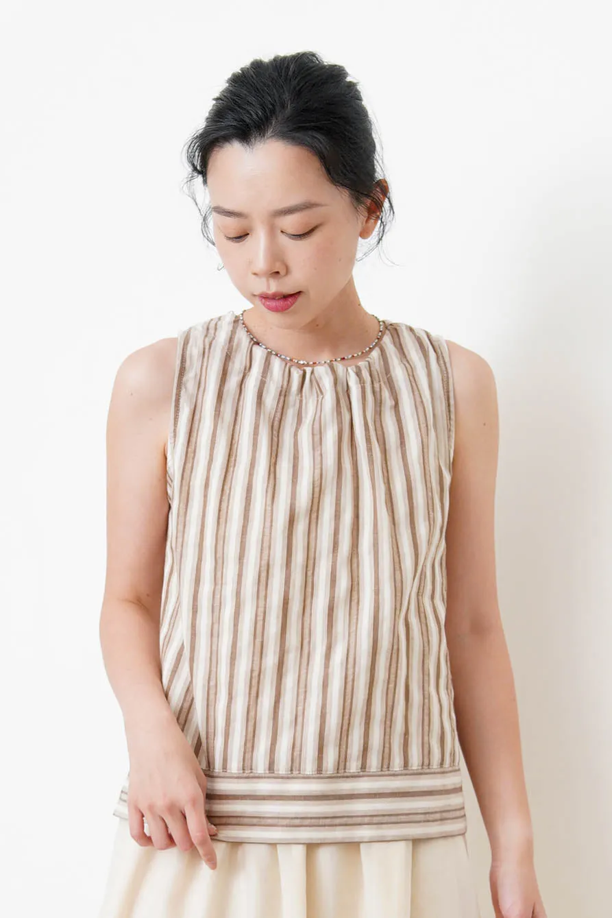 Bean red linen vest w/ gather collar