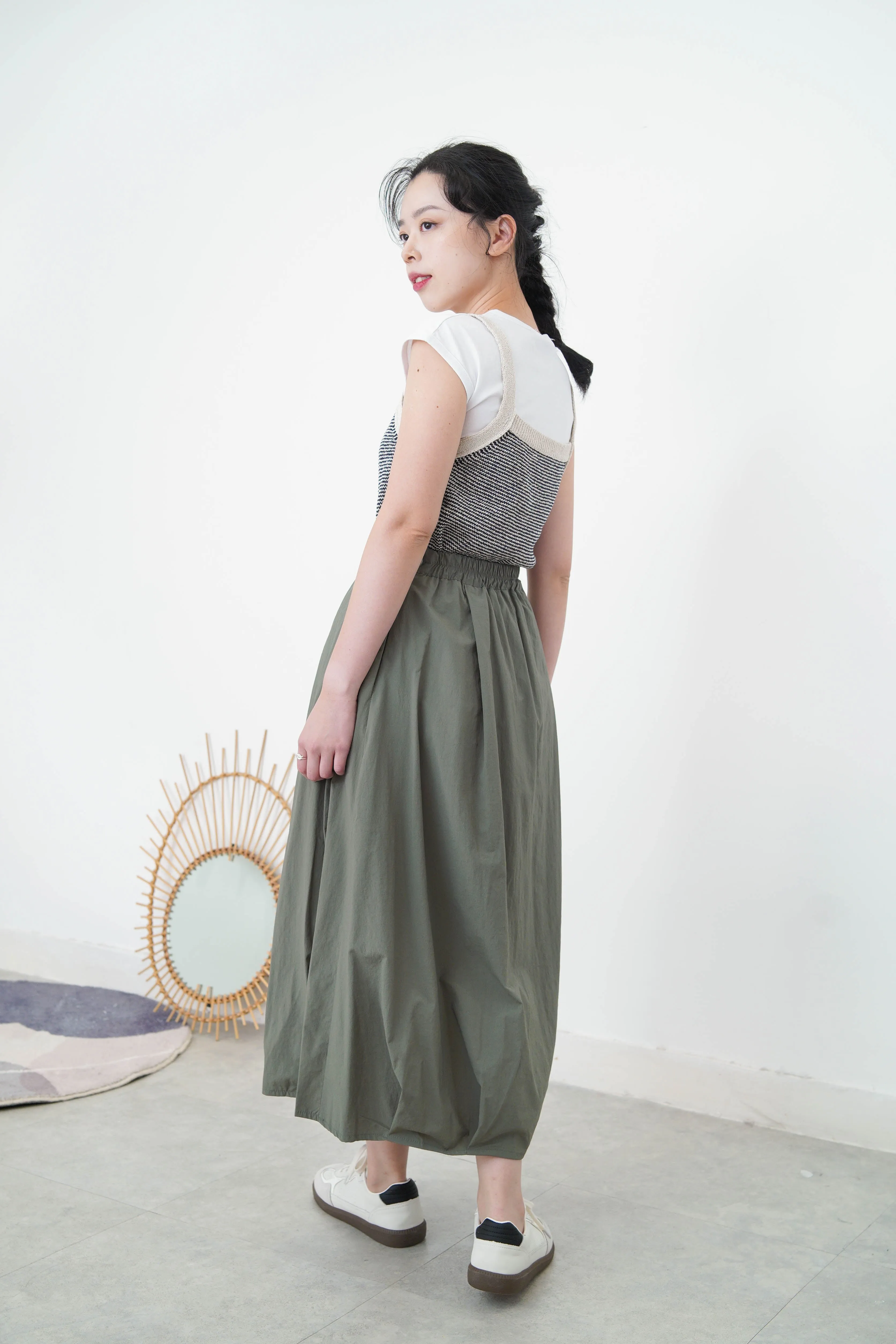 Beige knit pattern vest