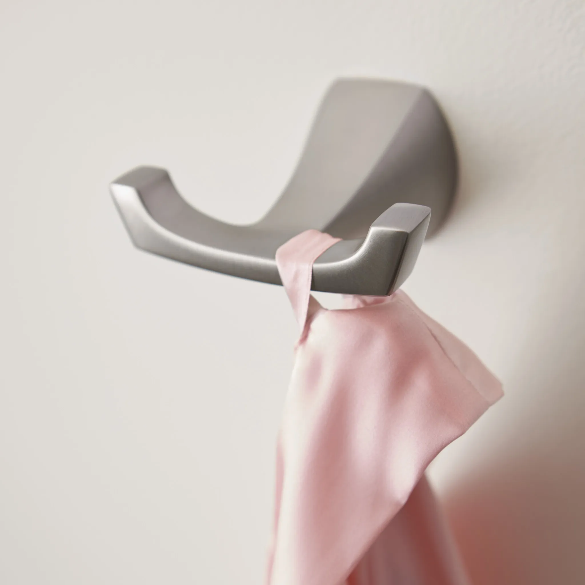 Lindor Double Robe Hook